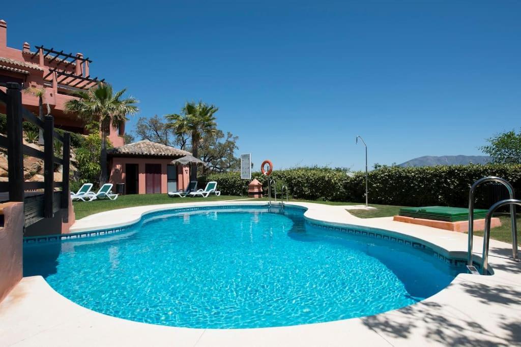 Luxury Apartment With Sea Views, Golf, Gym, Spa, 7 Pools Ojén Buitenkant foto