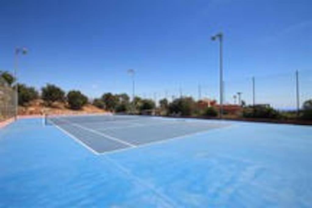 Luxury Apartment With Sea Views, Golf, Gym, Spa, 7 Pools Ojén Buitenkant foto