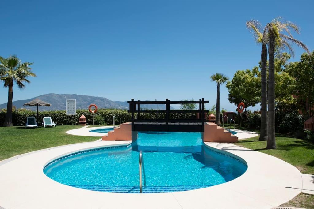 Luxury Apartment With Sea Views, Golf, Gym, Spa, 7 Pools Ojén Buitenkant foto