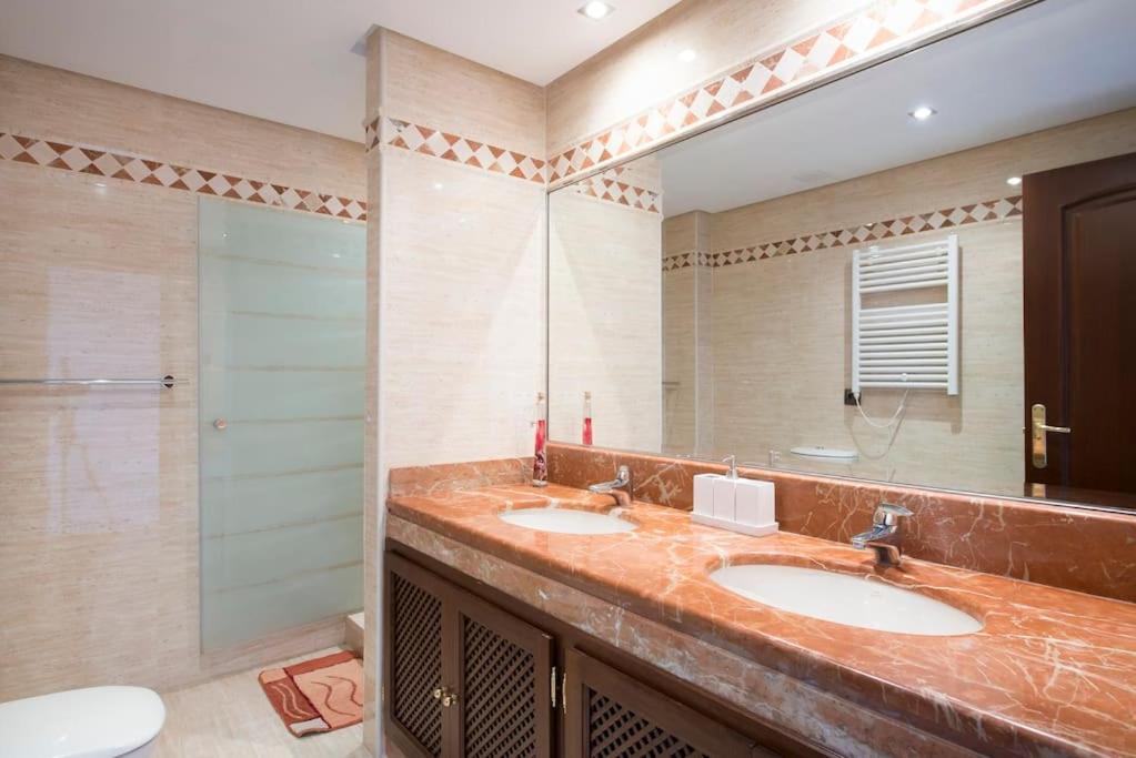 Luxury Apartment With Sea Views, Golf, Gym, Spa, 7 Pools Ojén Buitenkant foto